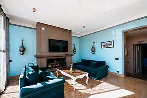 Charming 14-bed Villa in Marrakech