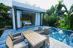 Kiwuki Beachfront Villa