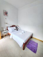 Sunset Paradise Moaboal