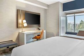 Cambria Hotel Niagara Falls