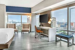 Cambria Hotel Niagara Falls