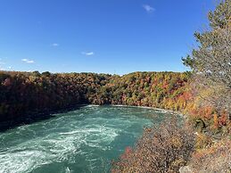 Cambria Hotel Niagara Falls