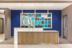 Cambria Hotel Niagara Falls