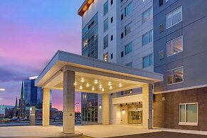 Cambria Hotel Niagara Falls