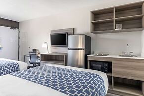 Suburban Studios Tysons Corner