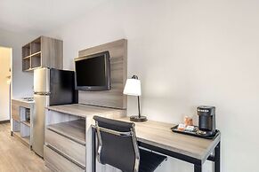 Suburban Studios Tysons Corner