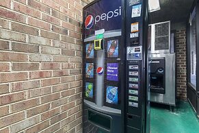 Suburban Studios Tysons Corner