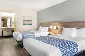 Suburban Studios Tysons Corner