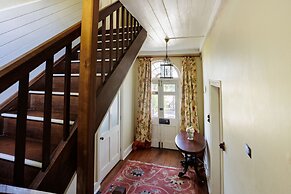 Wollaston House by the BnB Collection