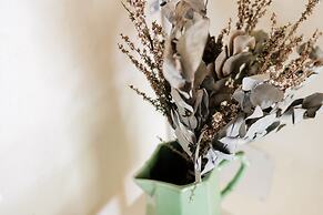 Wollaston House by the BnB Collection