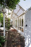 Wollaston House by the BnB Collection