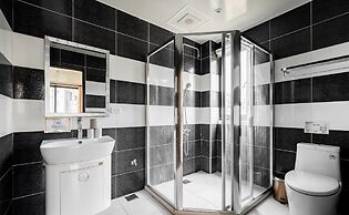 Pet Rainbow Maison Resort Hotel