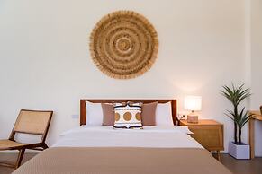 Pet Rainbow Maison Resort Hotel