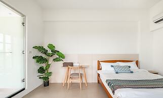 Pet Rainbow Maison Resort Hotel