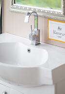 Pet Rainbow Maison Resort Hotel