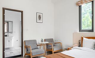 Pet Rainbow Maison Resort Hotel