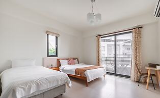 Pet Rainbow Maison Resort Hotel