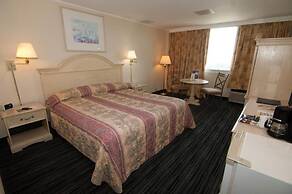 Ramada by Wyndham North Bergen