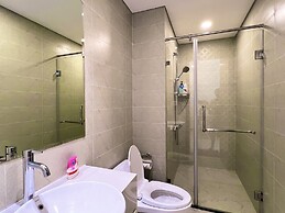 Lyshing Apartment in Vinhomes Luxury Landmark