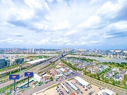 Lyshing Apartment in Vinhomes Luxury Landmark