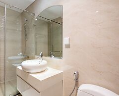 Lyshing Apartment in Vinhomes Luxury Landmark