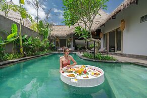 Brand new Luxury 3BR villa Ethnic Ubud 4