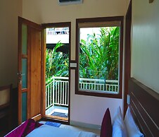 Aveda Munnar Mountains and Mist