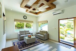 Aveda Munnar Mountains and Mist