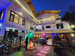 Page 3 - Riverside Rooms & Bar