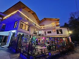 Page 3 - Riverside Rooms & Bar