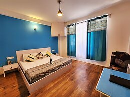 Page 3 - Riverside Rooms & Bar