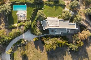 Villa Il Cavaliere Dependance by Elite Villas