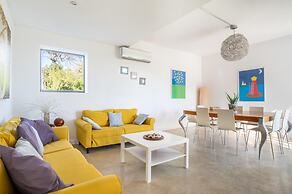 Villa Il Cavaliere Dependance by Elite Villas