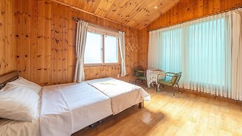 Geoje Sunbeachoceanview Dog Pension