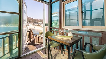 Geoje Sunbeachoceanview Dog Pension