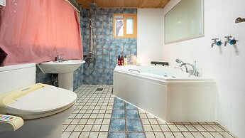 Geoje Sunbeachoceanview Dog Pension