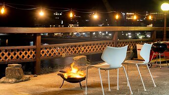 Geoje Sunbeachoceanview Dog Pension