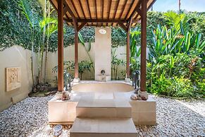 Villa Sembira, Seminyak