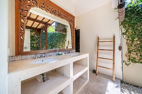 Villa Sembira, Seminyak