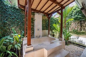 Villa Sembira, Seminyak