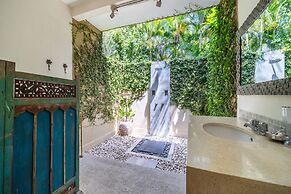 Villa Sembira, Seminyak