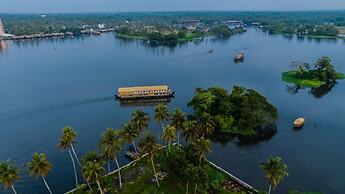 Luxury Houseboat