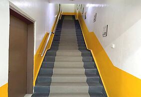 OYO 89715 CK Hotel 2