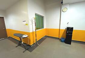 OYO 89715 CK Hotel 2