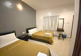 OYO 89715 CK Hotel 2