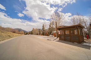 Tennis Townhomes 1331