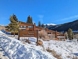 Tennis Townhomes 1331