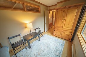 Tennis Townhomes 1331