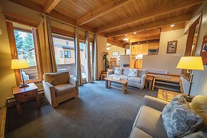 Tennis Townhomes 1331