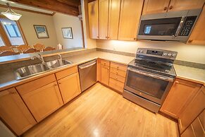 Tennis Townhomes 1331